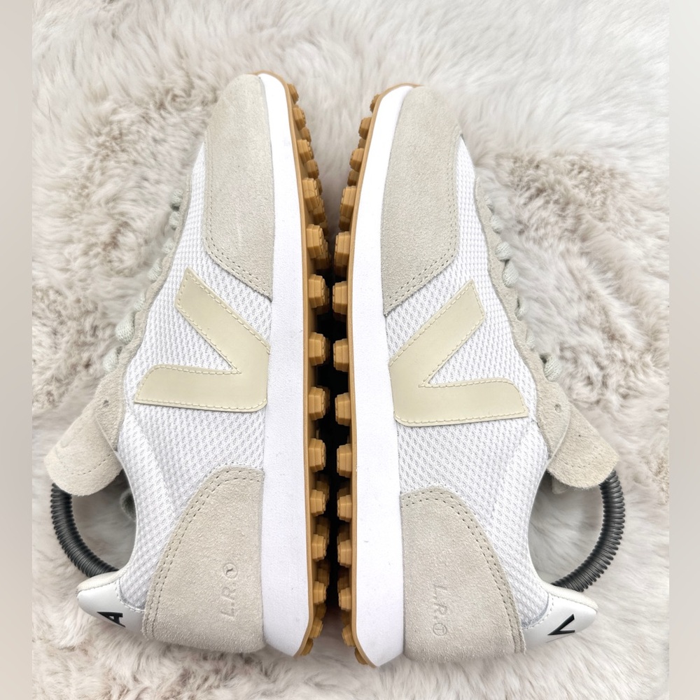 Veja Rio Branco Sneakers white mesh Suede Pierre / Natural Anthropologie 8 - Picture 11 of 16